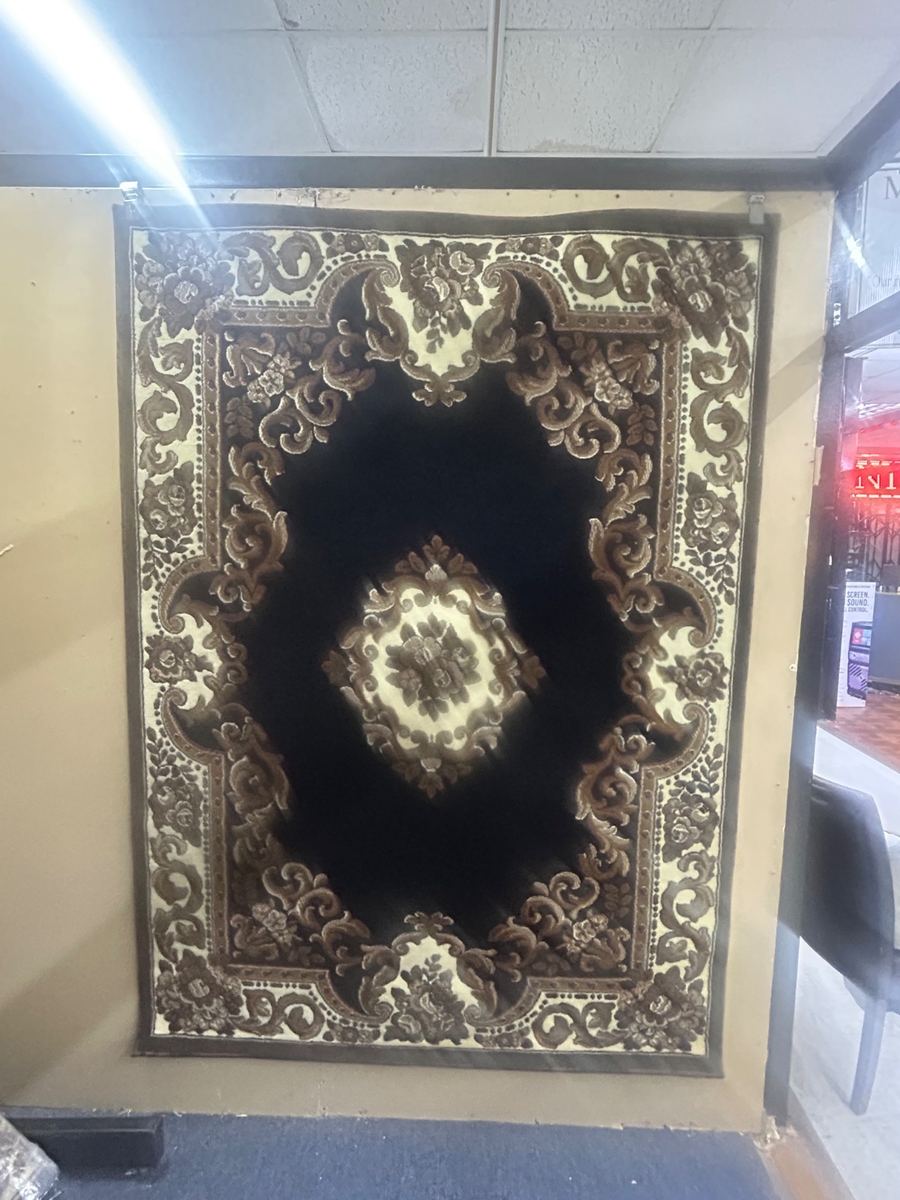 5x8 Black C-310 Area Rug